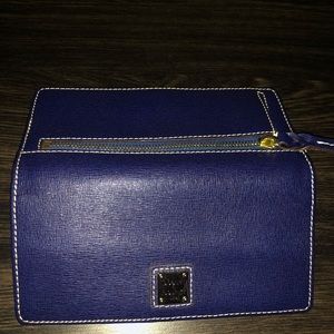 Dooney & Bourke Saffiano Slim Wallet